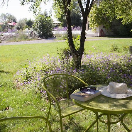 Domaine Les Magasins Bed & Breakfast Bram Exterior photo
