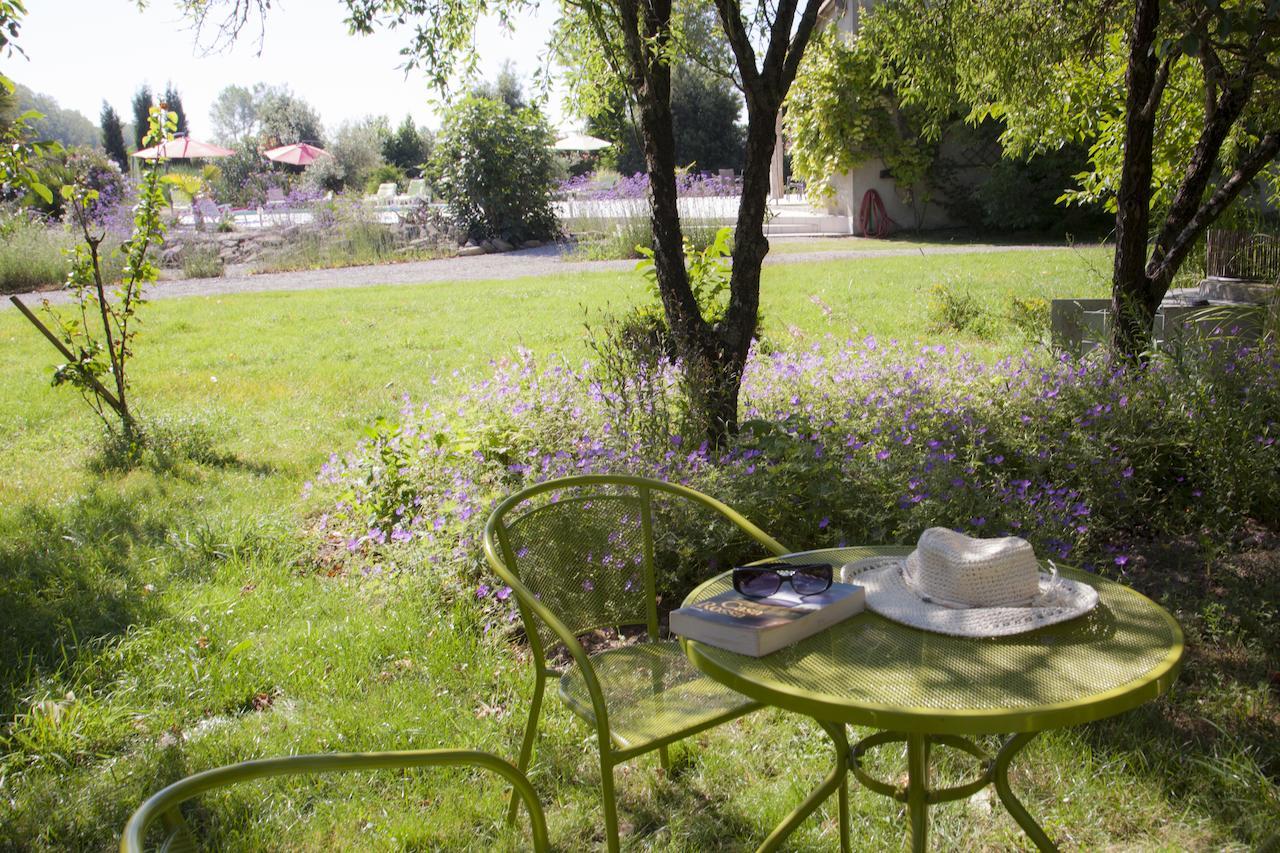 Domaine Les Magasins Bed & Breakfast Bram Exterior photo